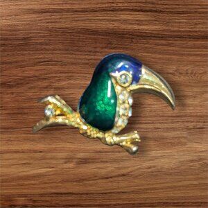 Vintage Enamel Toucan Bird Pin Brooch With Rhinestones & Gold-Tone Finish